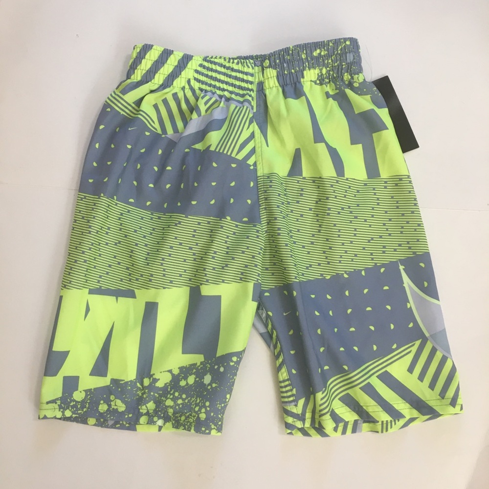 🔹NWT Nike Breaker Volley Swim Trunks M